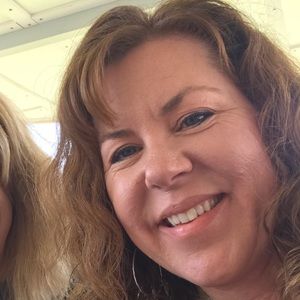 Meet your Posher, Caroline